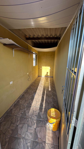 Casa 4 Quartos 2 Banheiros 250m2