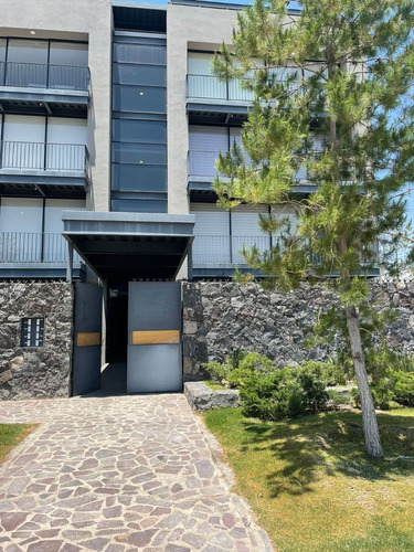 Departamento En Venta Ó Renta  En Campiña Del Bosque, León G