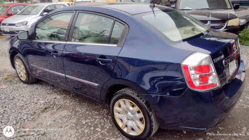 Nissan Sentra 2.0 Custom 6vel Mt
