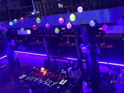 Imagen 7 de 9 de Luz Led Globos Colores Bombas Decoración Fiesta Evento Supli
