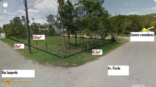 Imagem 3 de 10 de Terreno Com 594m² À Venda Com Em Bombinhas - T2599