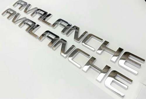 Emblema Letras Avalanche Cromadas 2007-2013