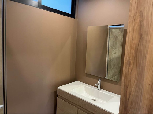 Venta De Departamento (76m2) A 5 Mins De Parque De Los Venados, Calzada De Tlalpan, Metro Portales. Db15-z104