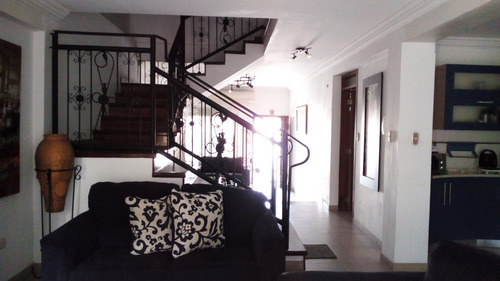 Imagen 14 de 29 de Town House Via El Castaño En Maracay