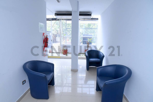 Imagen 18 de 30 de Alquiler Local Belgrano Frente 616 M2 En 3 Plantas