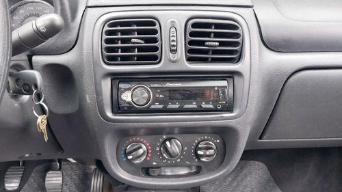 Renault Clio Exp1016vh
