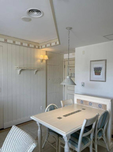 Imagem 6 de 30 de Flat Com 1 Dormitório À Venda, 65 M² Por R$ 1.000.000,00 - Jurerê Internacional - Florianópolis/sc - Fl0008