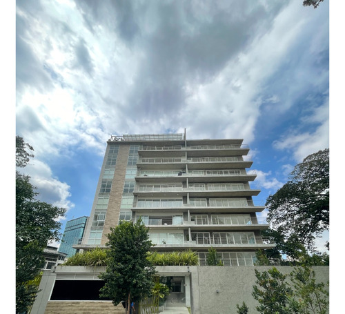 En Venta Apto 135m 3h+s/2,5b+s/2p Country Club