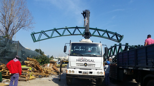 Imagen 2 de 10 de Alquiler De Hidrogrua Y Transporte- Grúas Rojas