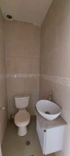 Imagen 7 de 13 de Town House Res Karol Home Aragua Venezuela