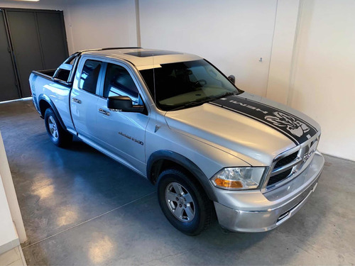 Imagen 4 de 11 de Dodge Ram 1500 4.7 4x4 Extra Full