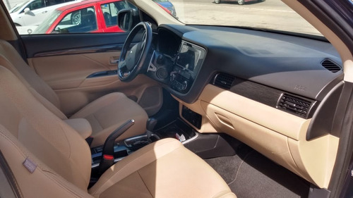 Imagen 9 de 13 de Mitsubishi Outlander Limited 2018