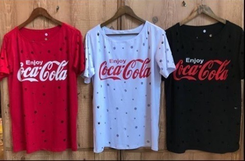 factor mattress To disable 5 Blusa Camisa Camiseta Coca Cola Destroyed Feminina | Parcelamento sem  juros