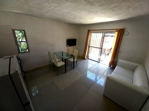Imagen 5 de 14 de Apartamenos Estilo Casa ,con Piscina De Agua Fría Compartida, Parrillero, Wi Fi , Estacionamiento Privado