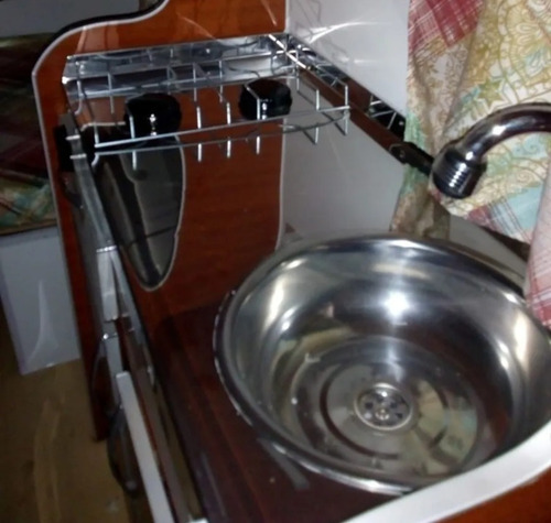Imagen 4 de 6 de Mesada Casilla Rodante Motor Home