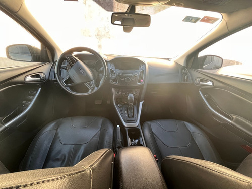 Imagen 8 de 14 de Ford Focus