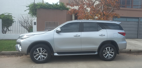 Toyota Hilux SW4 2.8 Srx 177cv 4x4 7as At