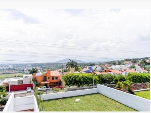 Imagen 1 de 12 de Casa Sola En Venta Fracc Burgos