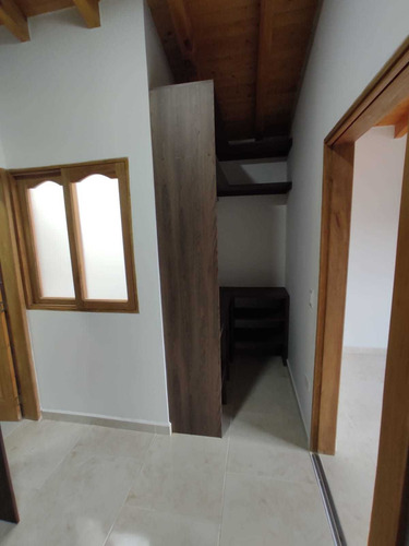 Imagen 3 de 23 de Apartamento En El Carmen De Lujo 185 Metros 750 Millones
