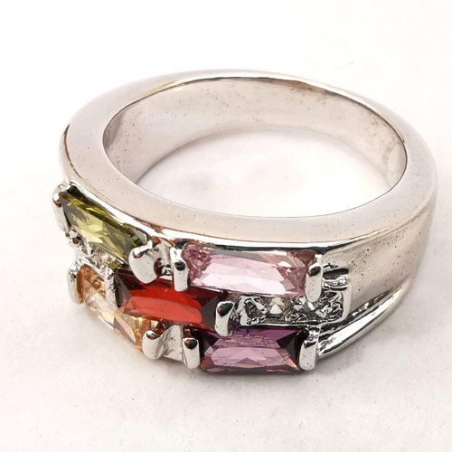 Imagen 1 de 4 de Anillo Con Gemas Multicolor Variadas #7 Plata Laminada