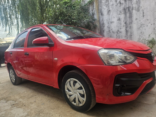 Toyota Etios 1.5 Sedan X