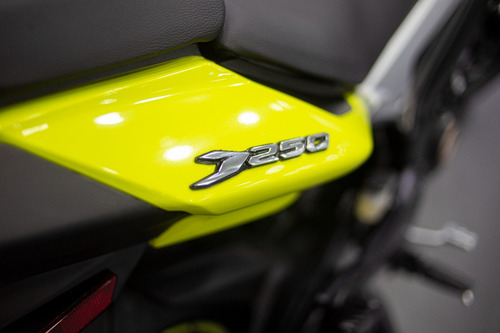 Bajaj Dominar 250 Abs 2025 Nuevo Color!! Lidermoto