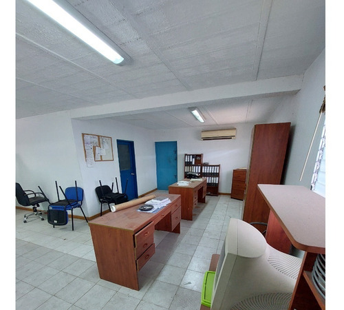 Imagen 17 de 19 de Best House Vende Amplio Y Cómodo Galpón En Las Tejerías