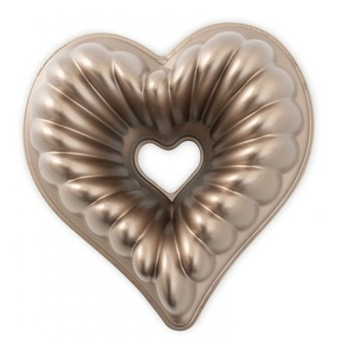Molde Para Torta Corazón Elegant Heart Bundt Nordic Ware® Color Marrón