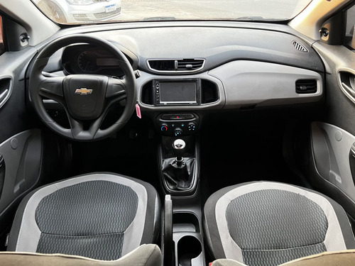 Chevrolet Onix Hatch 1.0 4P FLEX LS