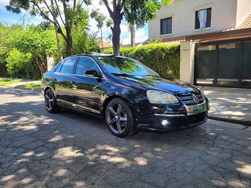 Volkswagen Vento 2.5 Advance 170cv