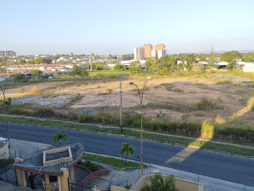 Imagen 4 de 17 de Se Ofrece En Venta Apartamento En Florida Country