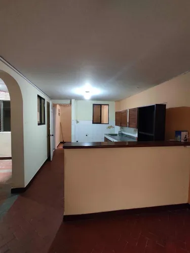 4 Habitaciones 3 Baños
