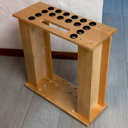Taquera De Piso Soporte Para 16 Tacos De Billar Y Triangulo Color Natural Piso 16 Peso 4500 G
