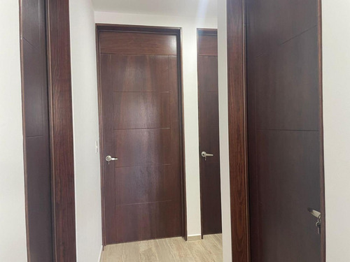 Departamento En Venta En Col. La Moderna