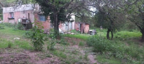 Terreno Con Mejoras En Cosquin Con Escritura