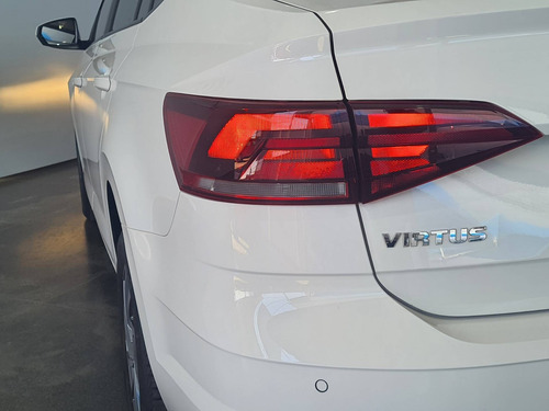 Imagem 6 de 10 de Volkswagen Virtus 1.6 Msi Sense Total Flex Automático