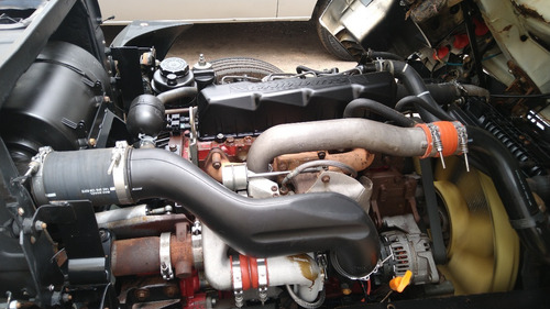 Vw 10160/13 Com Baú Frigorifico