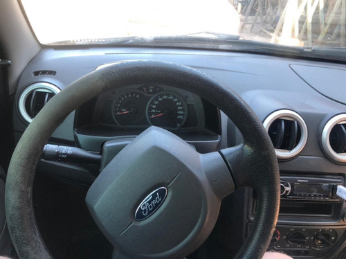 Imagem 5 de 9 de Ford Ka 1.0 Flex 2011/2012