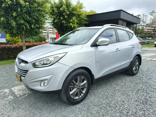 Hyundai TUCSON IX-35 2.0l 164 hp 4x2
