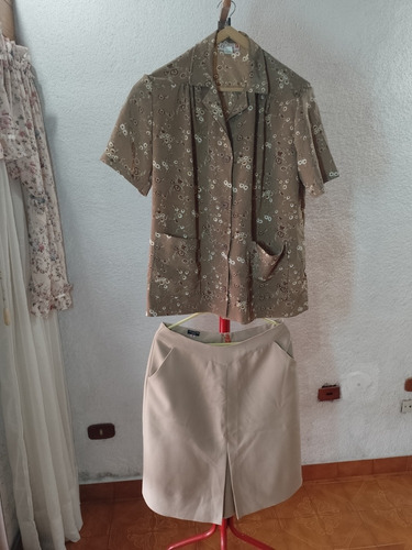 Pollera Mujer Beige C/ Camisa