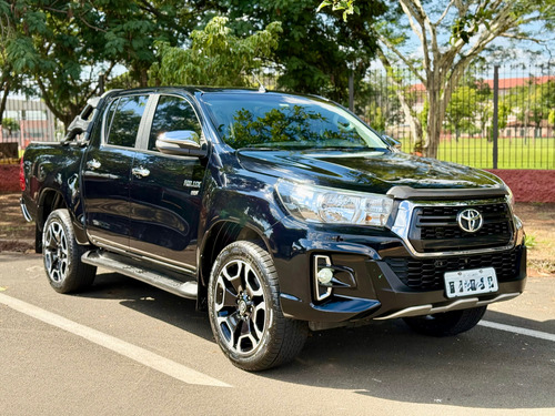 Toyota Hilux 2.7 Srv Cab. Dupla 4x2 Flex Aut. 4p