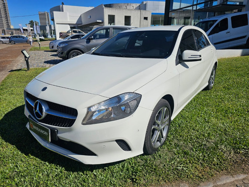 Mercedes-Benz Clase A 1.6 A200 Urban 156cv