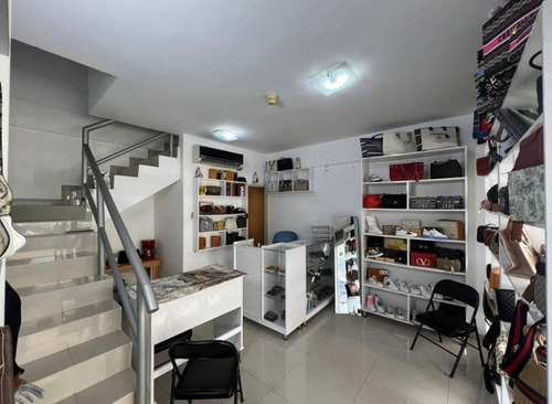 Local En Venta Cc Manantial, Naguanagua. Minerva K