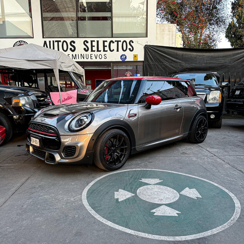 MINI John Cooper Works 2.0 Hot Chilli At