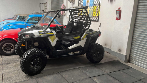 Imagen 4 de 4 de Polaris Rzr 900