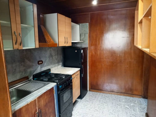 Apartamento En Alquiler, Urb. Base Aragua Maracay. Ag7856
