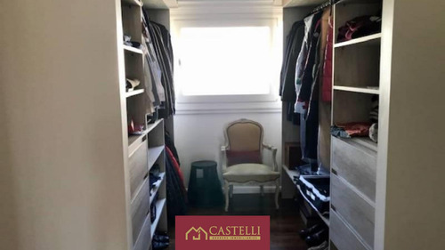 Casa De 5 Dormitorios En Venta Ayres De Pilar