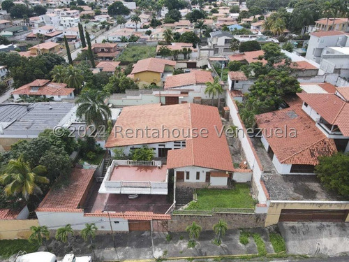 Casa En Venta En Santa Elena, Barquisimeto  R E F  2 - 4 - 1 - 7 - 5 - 4 - 3 Mp