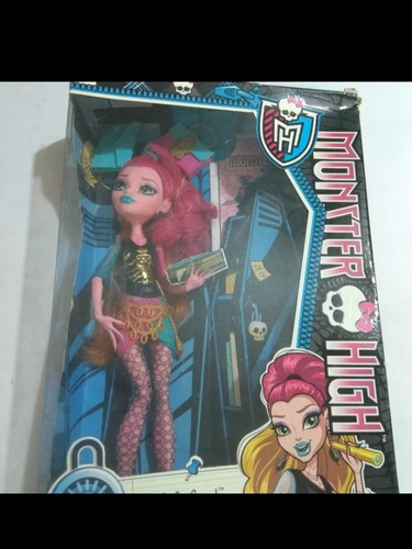 Monster High Gigi Grant Doll Escare Mester Series 