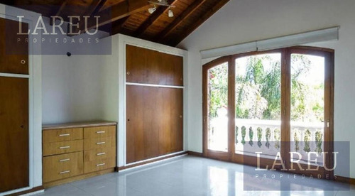 Casa En Venta Con Renta - Barrio Boulevares